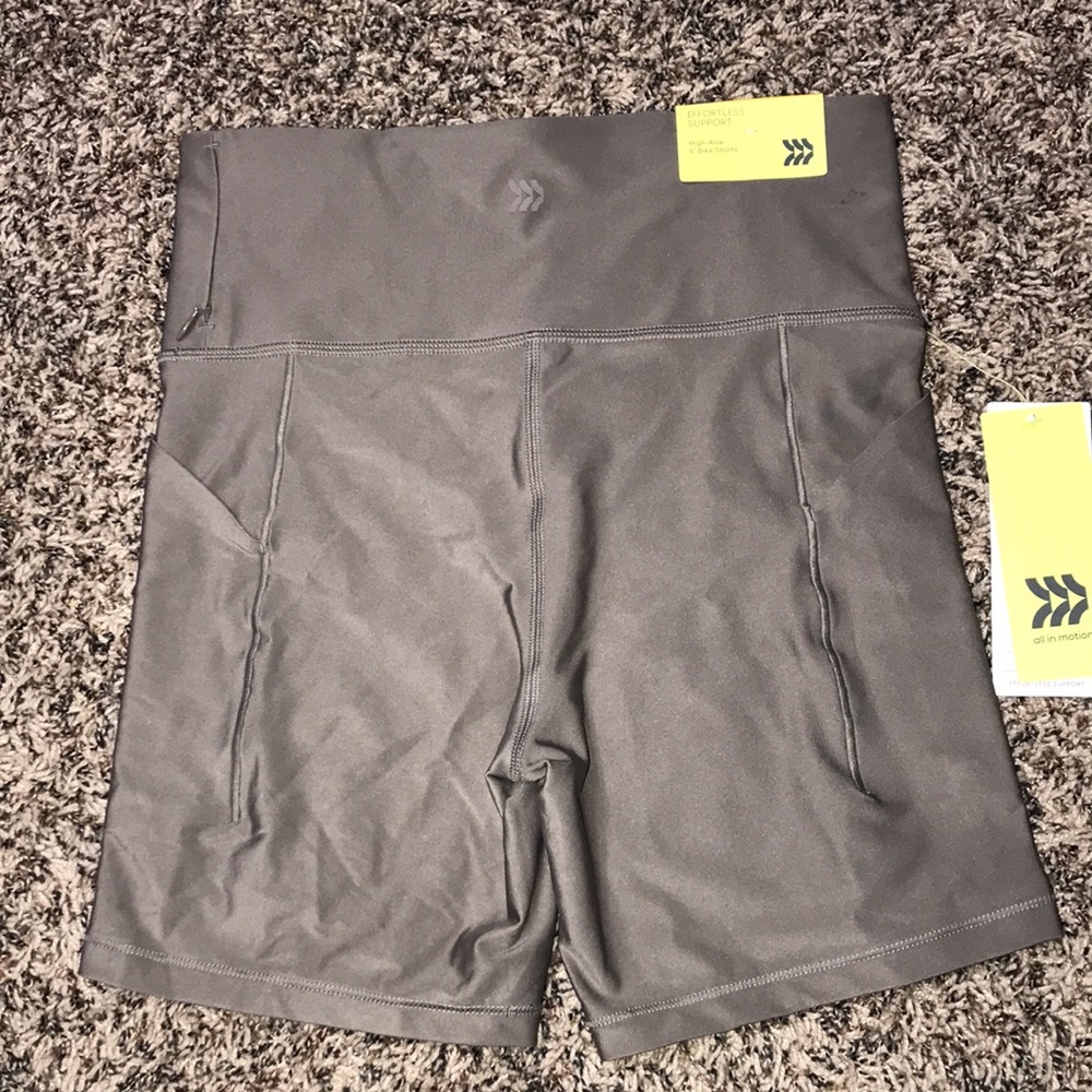 All In Motion Effortless Support High Rise Sleek Pocket Bike Shorts | NWT - Picture 3 of 9